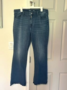 Old Navy High Rise WOW Flare Jeans